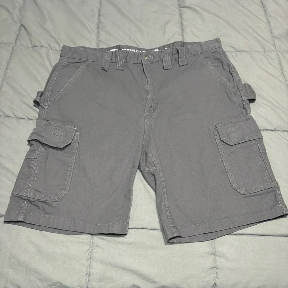 Rugged Wear men's flex cargo shorts RN 118109 size‎ 42